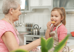 J'ai toujours adoré cuisiner avec Mamie ! J'ai toujours adoré cuisiner avec Mamie !